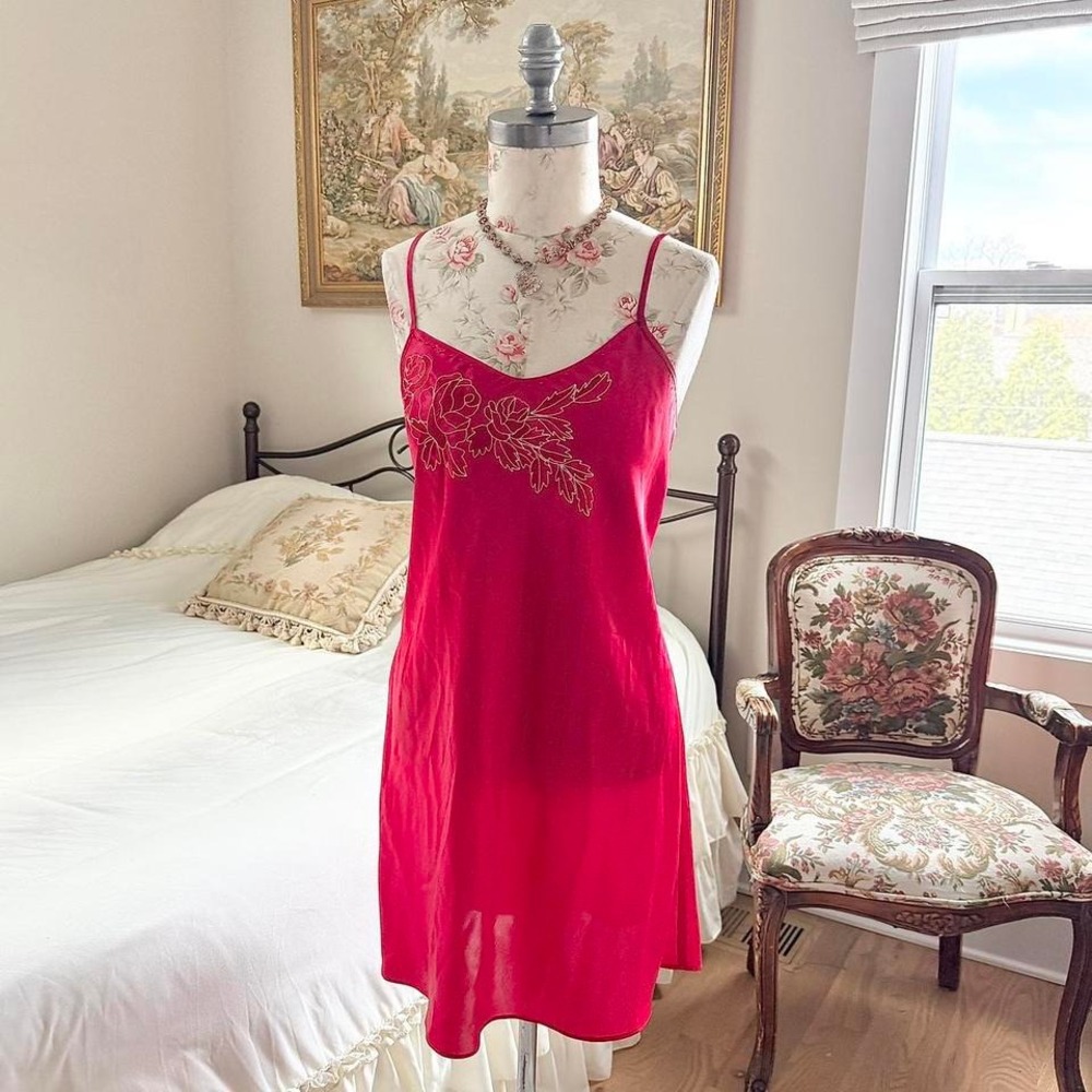 Y2K Morgan Taylor‎ red embroidered slip dress size medium